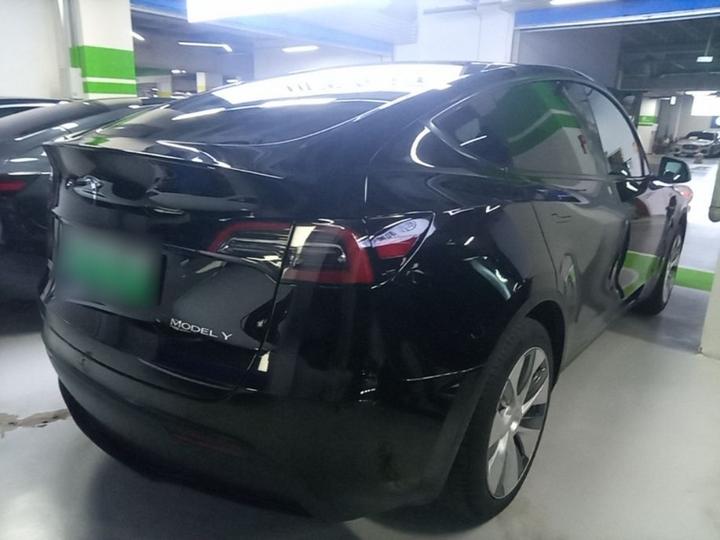 Model Y 2022 Facelift RWD photo 4