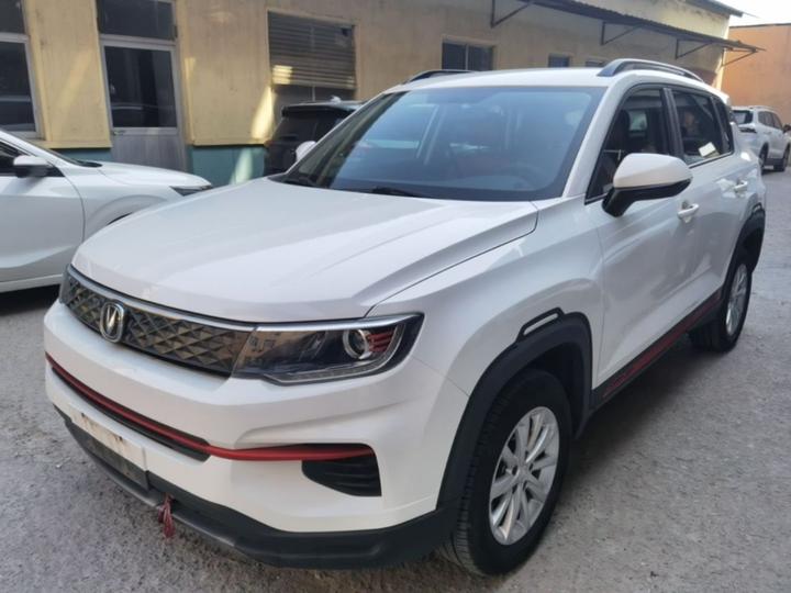 CS35PLUS 2022 1.6L CVT Elite