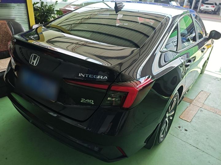 Integra 2022 240TURBO CVT Tech photo 4