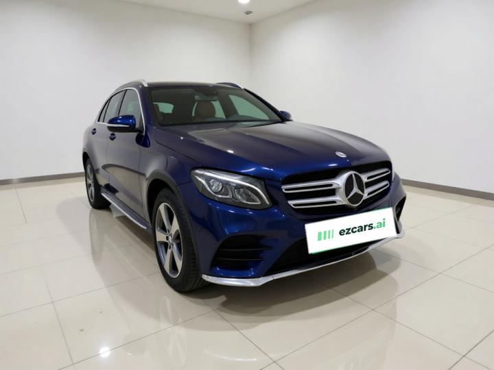GLC 2017 GLC 260 4MATIC Luxury photo 3