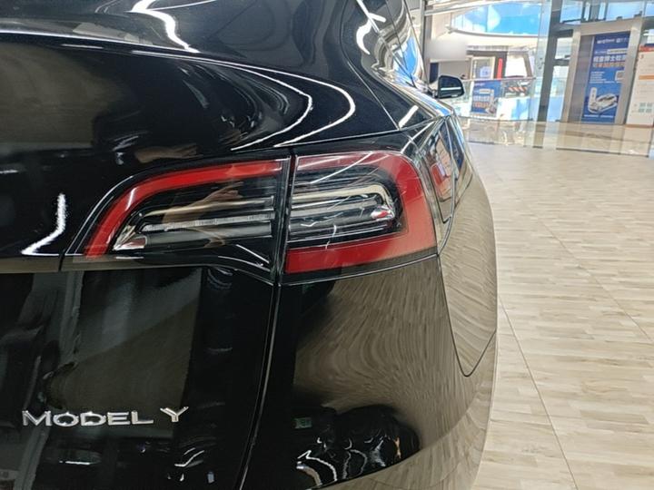 Model Y 2021 Long Range AWD 3D7 photo 7
