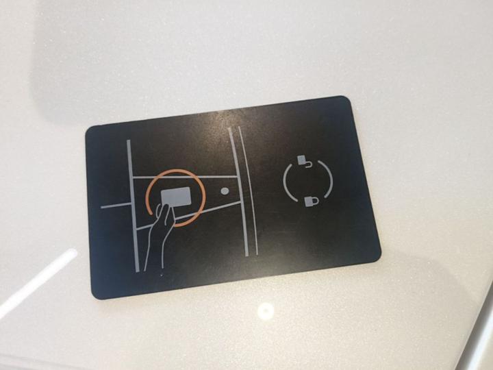 Model Y 2025 RWD photo 8