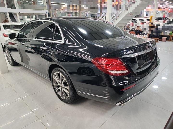 E-Class 2019 E 200 L photo 4