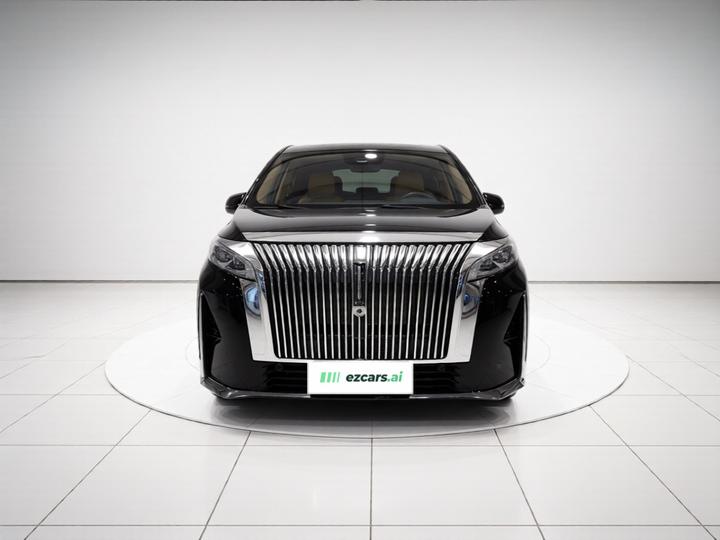 2025 AWD 7 photo 2