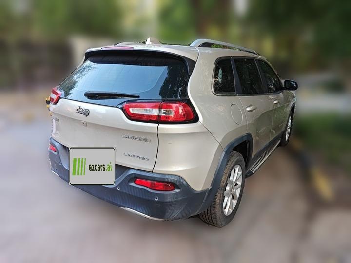Cherokee 2017 2.0L photo 4