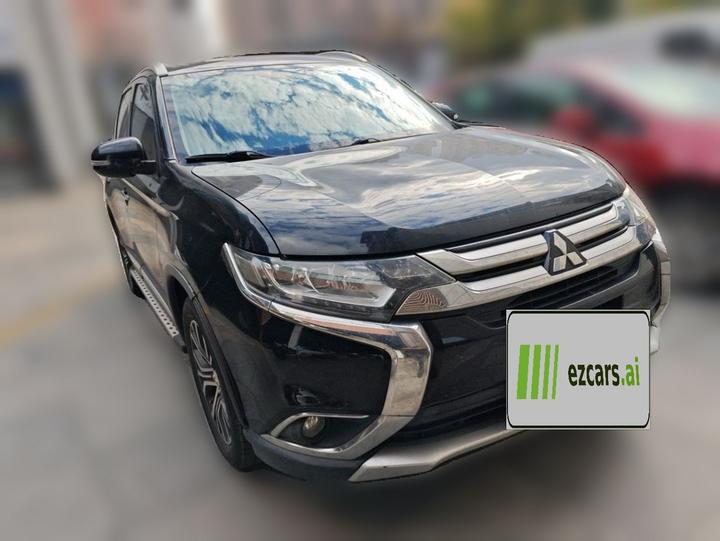 Outlander 2018 2.4L AWD Luxury 7-Seater photo 3