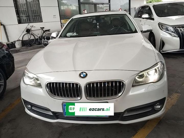 5 Series 2017 525Li Leading photo 2