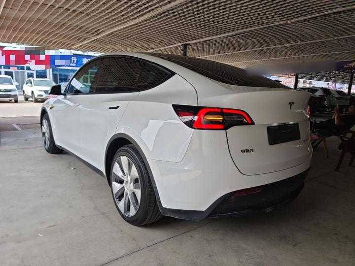 Model Y 2022 Facelift Long Range AWD photo 4