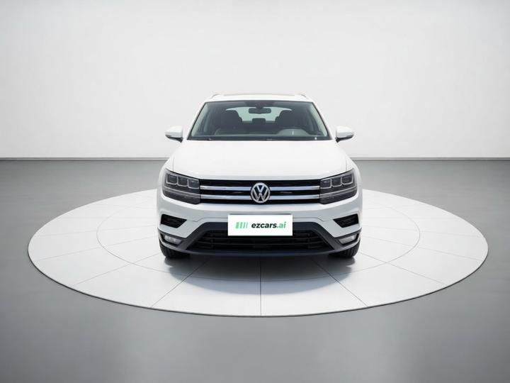 Tharu 2019 280TSI RWD Comfort China VI photo 2