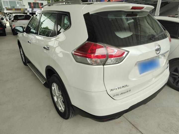 X-Trail 2014 2.5L CVT Luxury 4WD photo 4