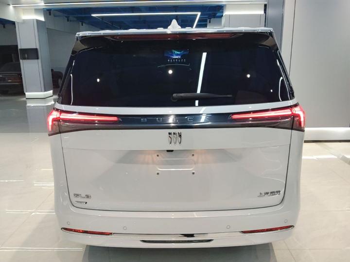 GL8 EV 2025 Exclusive photo 3