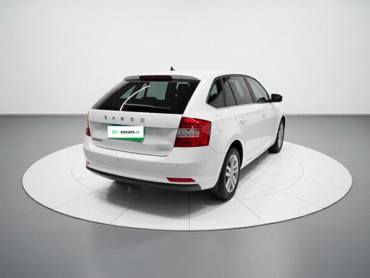 Rapid Spaceback 2019 1.5L AT Comfort photo 5