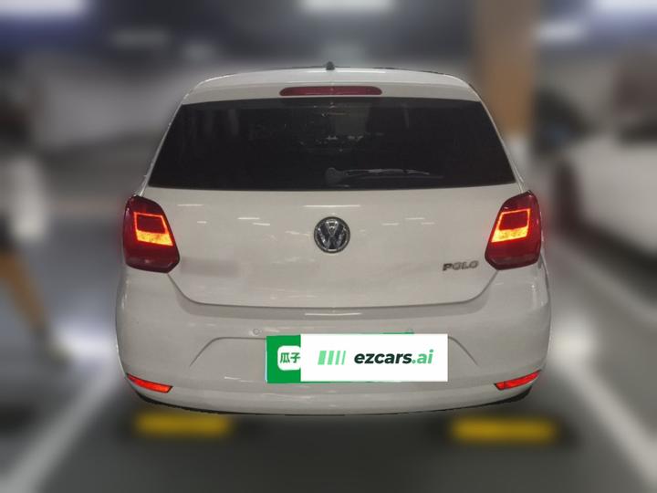 Polo 2014 1.4L AT Comfort photo 5