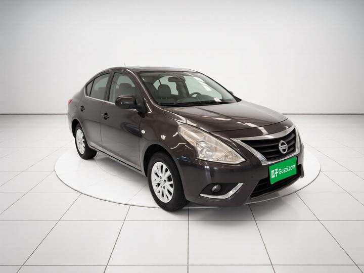 2015 1.5XE CVT Comfort photo 3