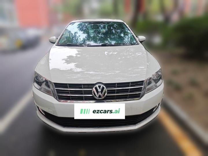 Lavida 2013 Facelift Classic 1.6L AT Comfort photo 2