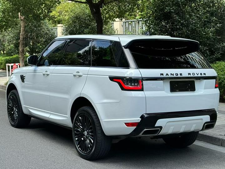 Range Rover Sport 2018 3.0 SC V6 HSE DYNAMIC photo 4