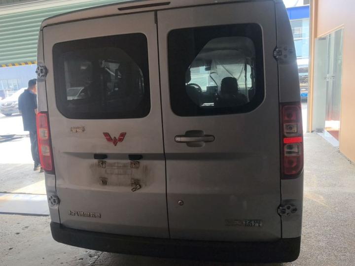 Wuling 2024 300km Comfort Bus 75kW photo 3