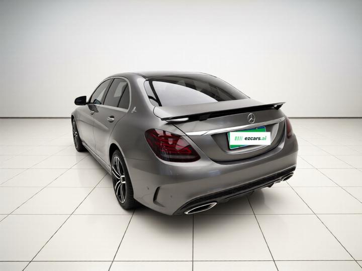 C-Class 2017 Facelift C 200 L Sport photo 4