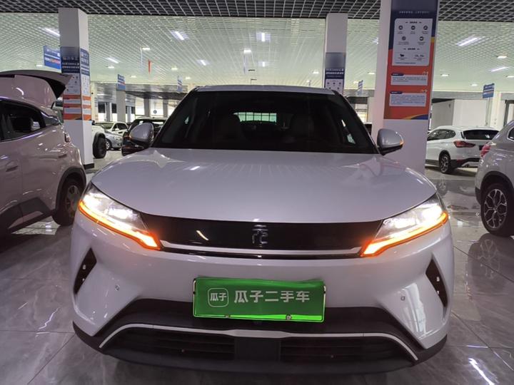 Yuan UP 2025 ADAS 401KM photo 2