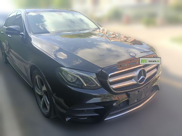 E-Class 2019 Facelift E 300 L Sport Luxury photo 3