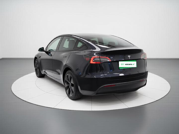 Model Y 2023 Long Range AWD photo 4