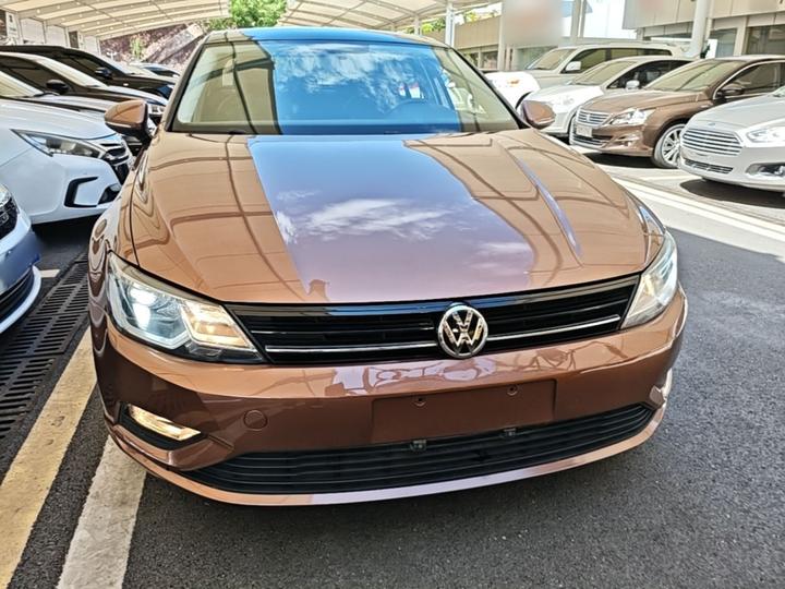 Lamando 2018 230TSI DSG photo 2