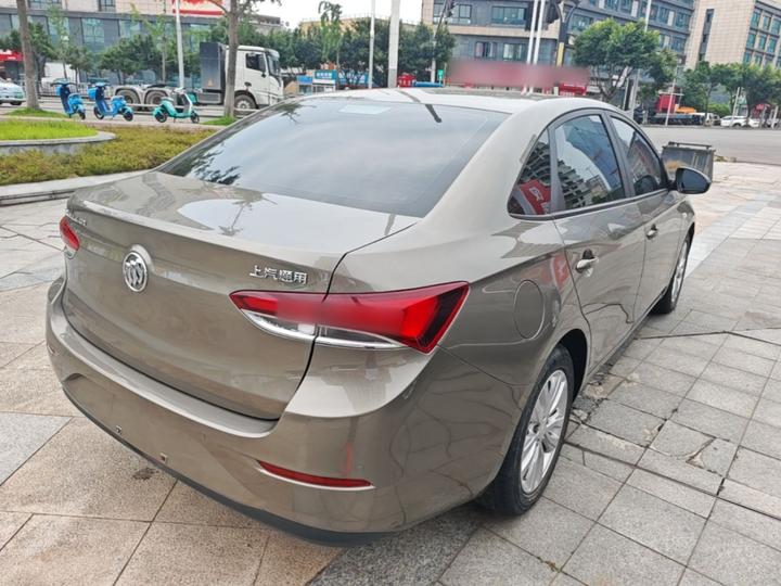 Excelle 2021 Facelift Classic 1.5L AT Elite photo 4