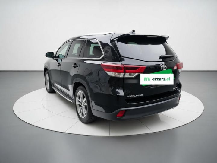 Highlander 2021 2.0T AWD Luxury 7-Seater photo 4