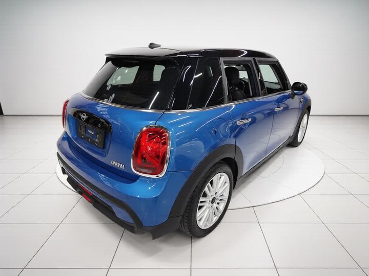 2022 1.5T COOPER Classic 5-Door photo 4