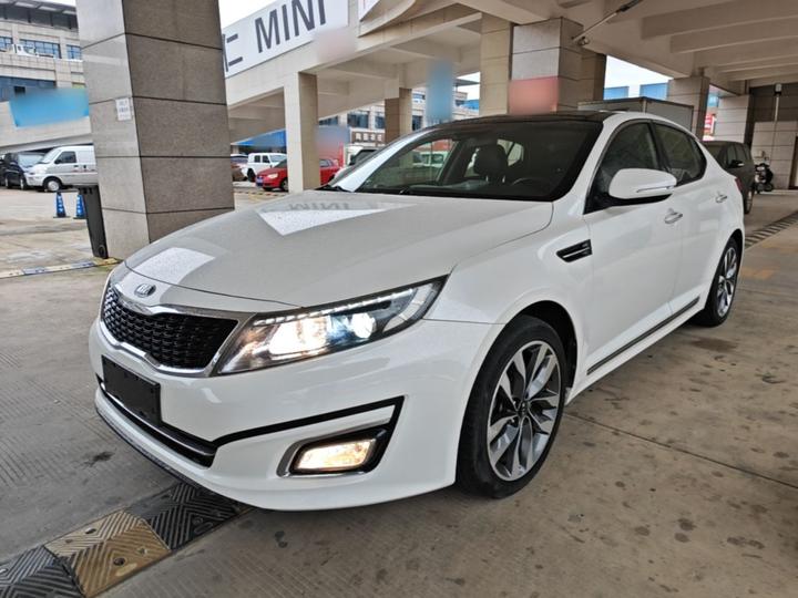 K5 2015 2.0L AT LUX
