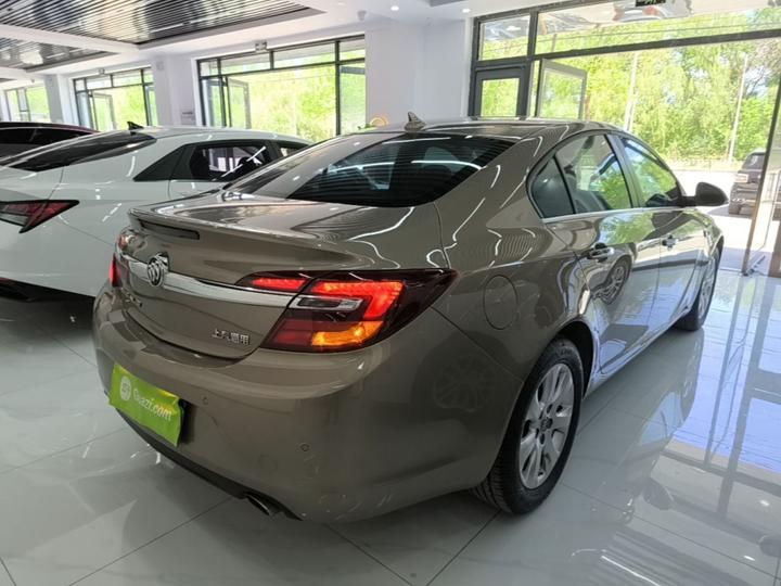 Regal 2015 1.6T Elite Tech photo 4