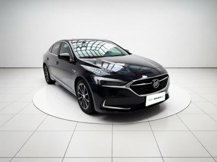 LaCrosse 2019 28T Luxury photo 3