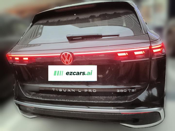 Tiguan L 2025 PRO 380TSI RWD photo 5
