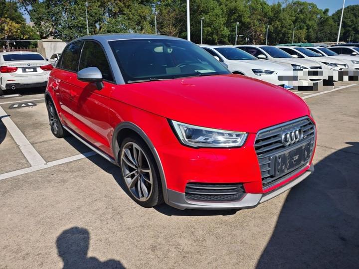 A1 2016 30 TFSI Sportback Design photo 3