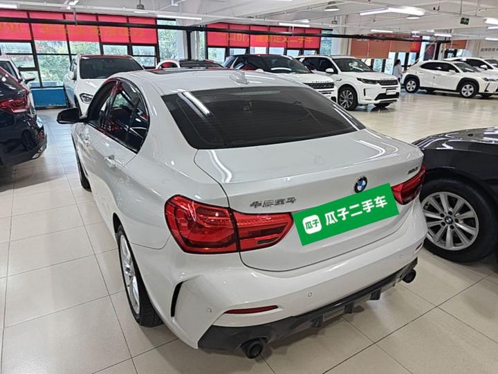 1 Series 2021 120i M Sport photo 4