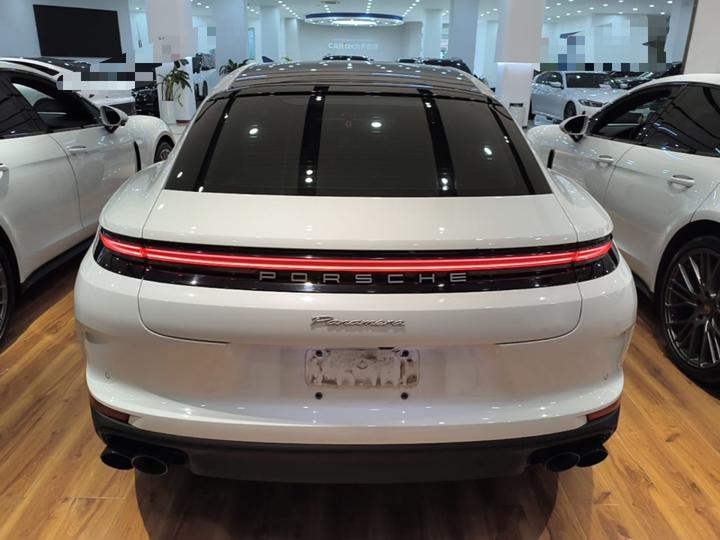 2024 Panamera 4 Executive Extended 2.9T photo 3