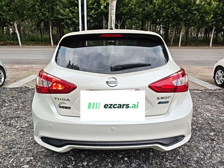 Tiida 2019 1.6L CVT China VI photo 5