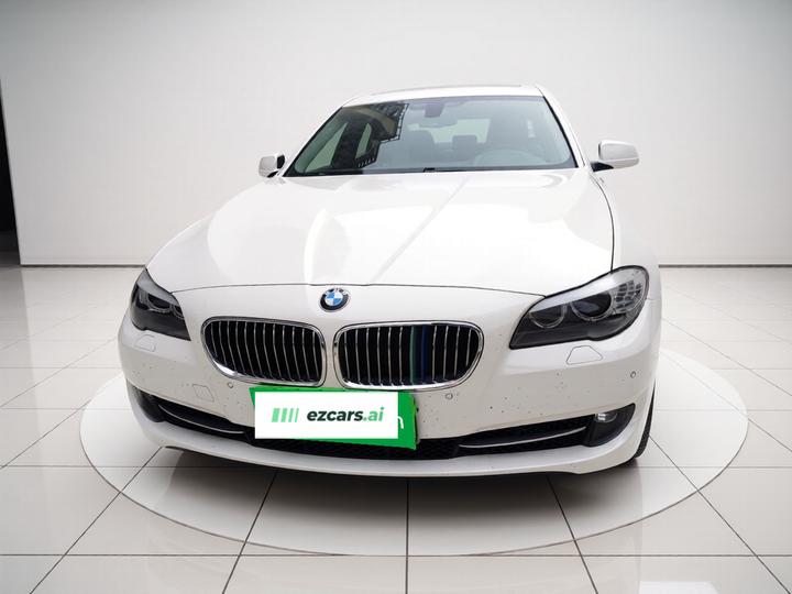 5 Series 2013 520Li photo 2
