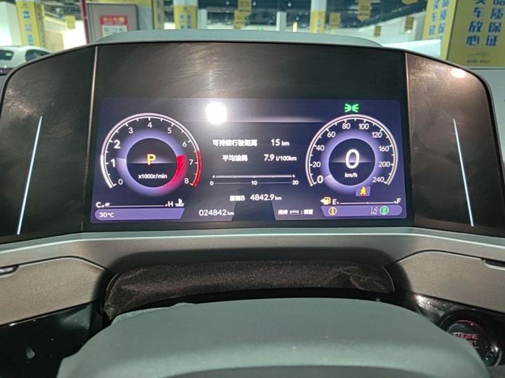2023 260TURBO photo 3