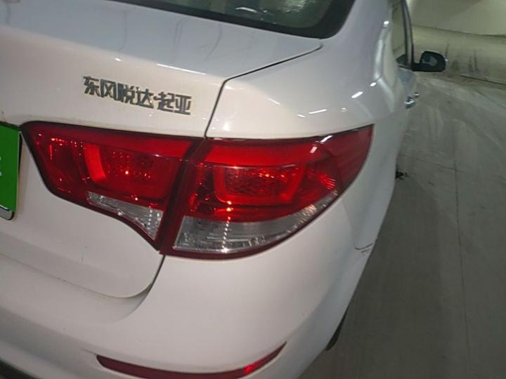 K2 2015 Sedan 1.4L MT GLS photo 7