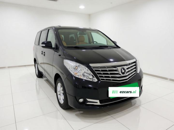 Lingzhi PLUS 2022 Wagon 2.0L MT Luxury 9-Seater photo 3