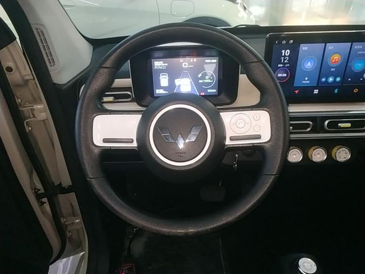 Hongguang MINIEV 2024 3rd Gen 215km photo 6