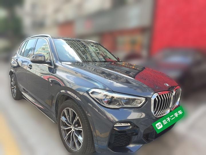 X5 Imported 2020 xDrive40i M Sport Package photo 3