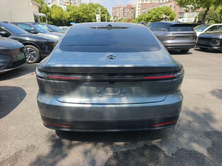 ET7 2024 75kWh Executive photo 3