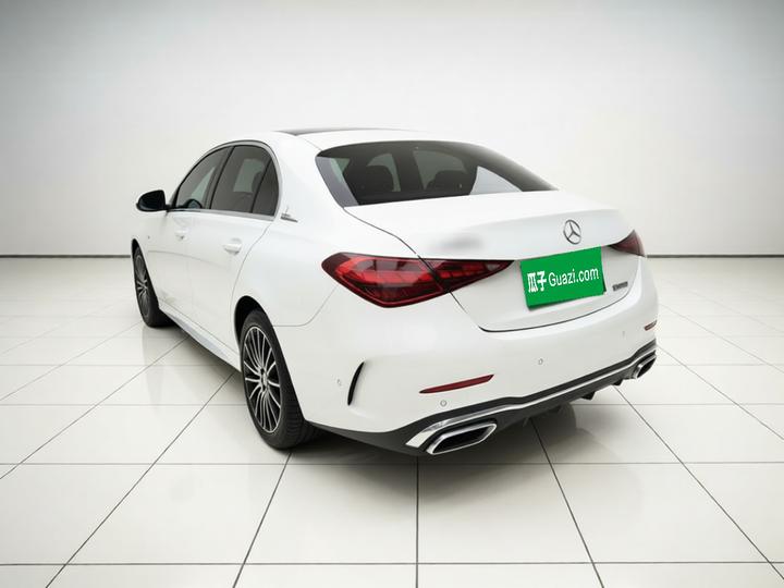 C-Class 2025 C 260 L Sport photo 4
