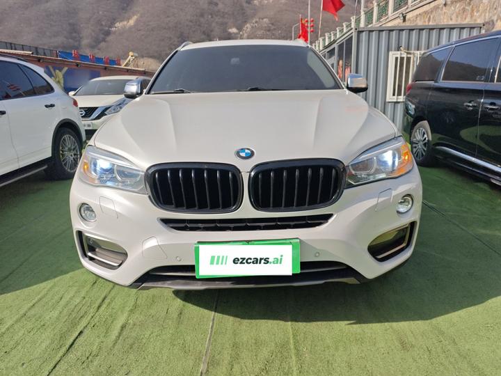 X6 2018 xDrive28i photo 2