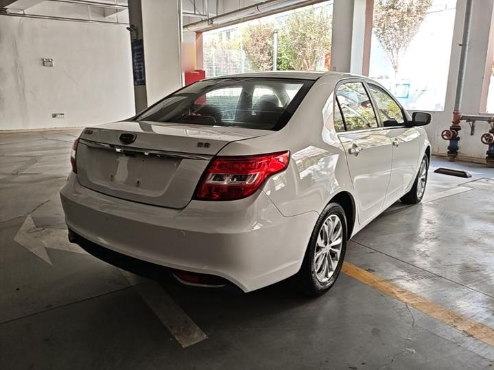 Vision 2016 1.5L MT photo 4