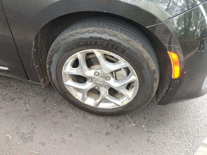 Chrysler Imported 2017 3.6L Exclusive photo 8