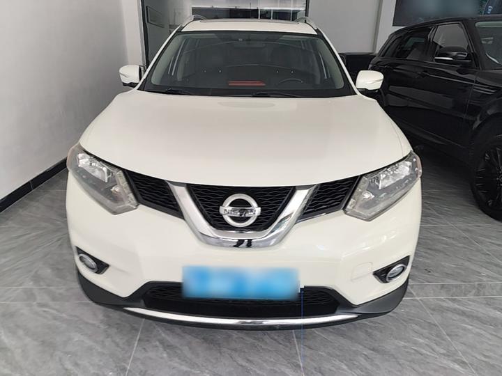 X-Trail 2014 2.0L CVT 2WD photo 2