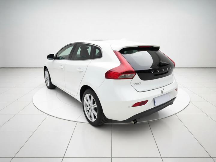 V40 2017 T3 photo 4